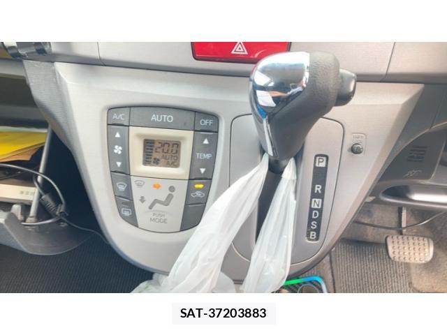 Daihatsu MOVE CUSTOM 2011-12 8355067-19