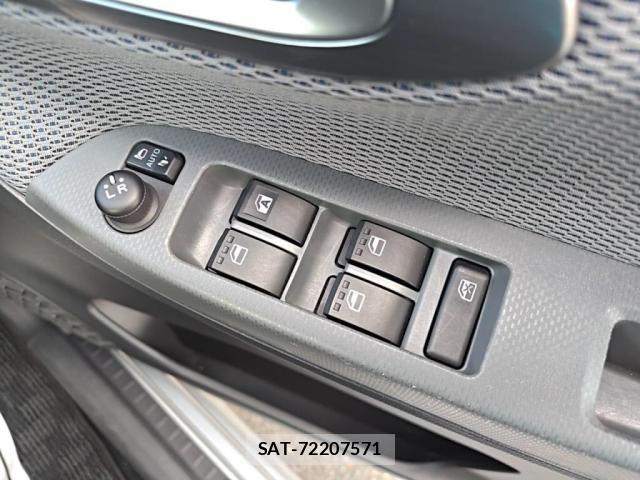 Daihatsu MOVE CUSTOM 2015-08 8355061-21