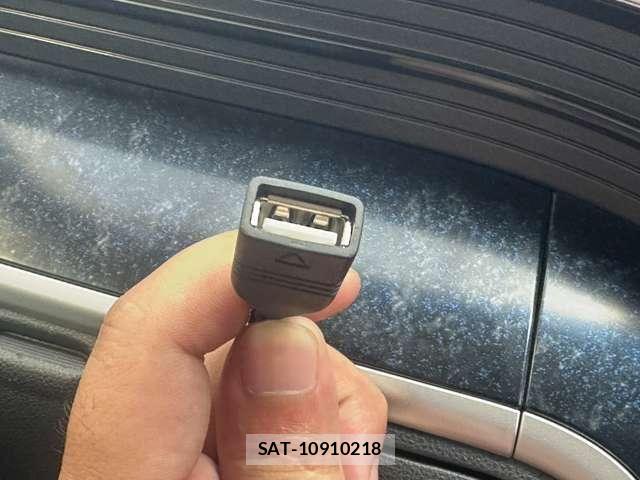 Daihatsu MOVE CUSTOM 2015-05 8355062-17