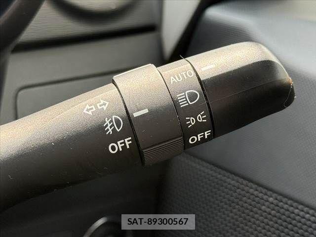 Daihatsu MOVE CUSTOM 2013-02 8355071-23