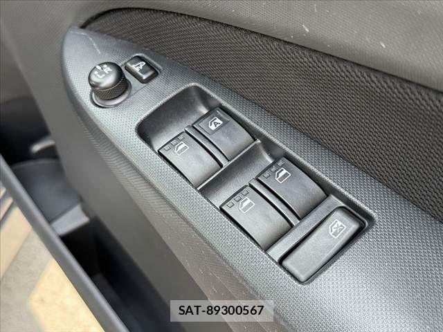 Daihatsu MOVE CUSTOM 2013-02 8355071-27