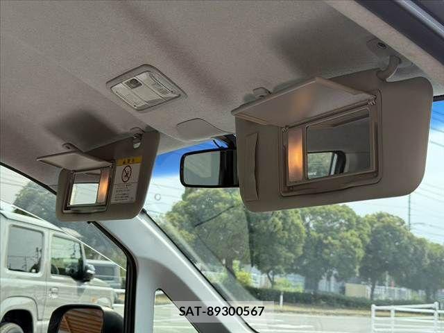 Daihatsu MOVE CUSTOM 2013-02 8355071-28