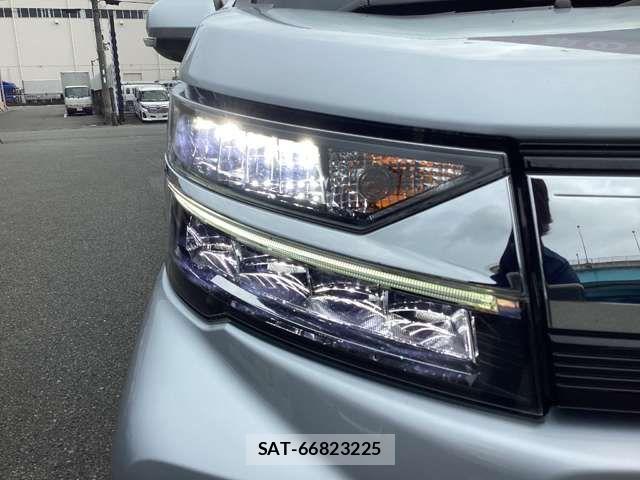 Daihatsu MOVE CUSTOM 2022-05 8367273-17
