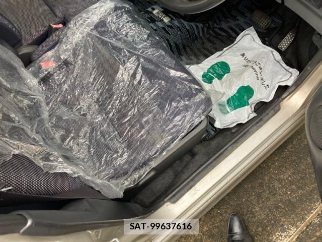 Daihatsu MOVE CUSTOM 2001-05 8413816-17