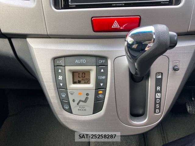 Daihatsu MOVE CUSTOM 2012-11 8413815-17