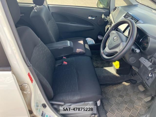 Daihatsu MOVE CUSTOM 2014-01 8413793-9