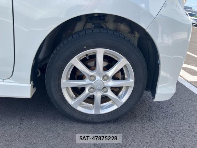 Daihatsu MOVE CUSTOM 2014-01 8413793-7