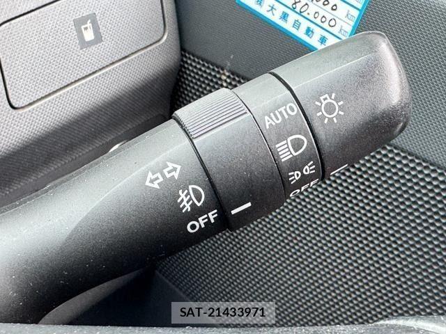 Daihatsu MOVE CUSTOM 2013-03 8485781-17