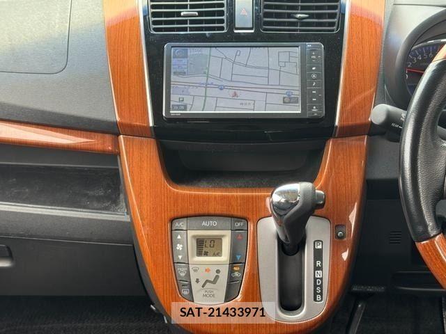 Daihatsu MOVE CUSTOM 2013-03 8485781-19