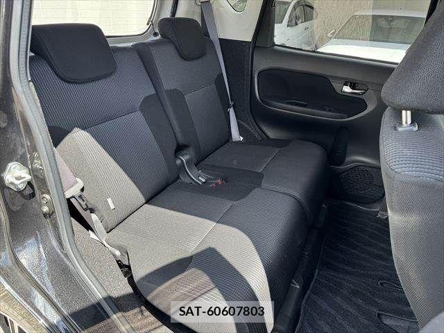 Daihatsu MOVE CUSTOM 2019-01 8525935-6