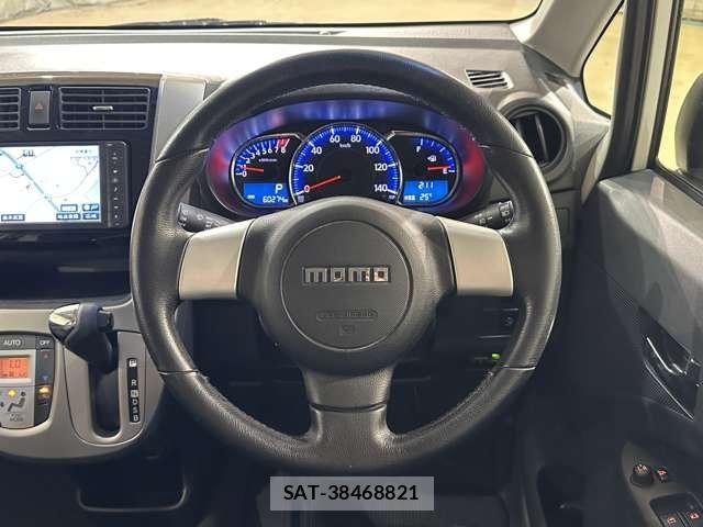 Daihatsu MOVE CUSTOM 2013-08 8562804-9
