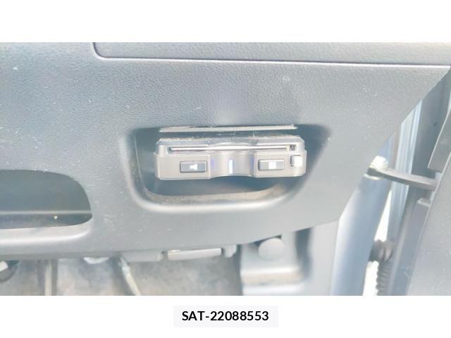 Daihatsu MOVE CUSTOM 2019-01 8562806-21