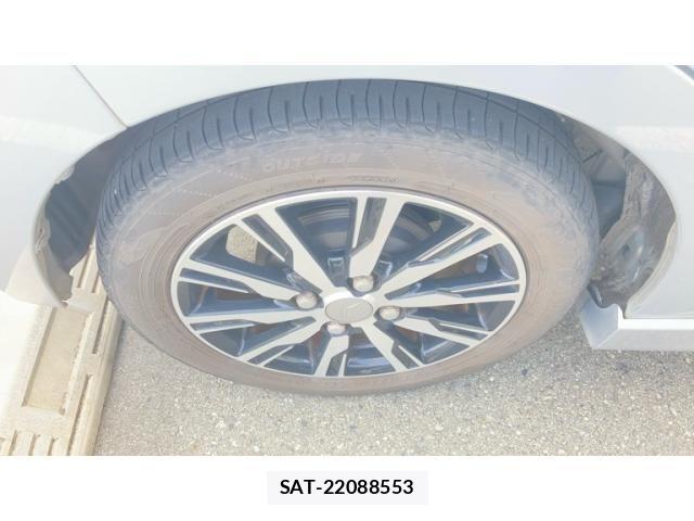 Daihatsu MOVE CUSTOM 2019-01 8562806-7