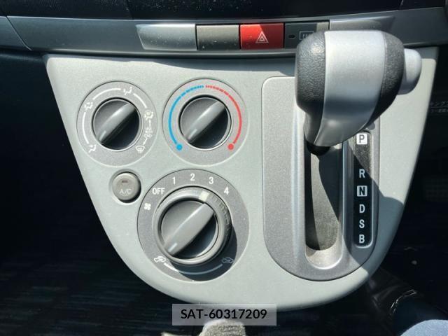 Daihatsu MOVE CUSTOM 2007-10 8562819-18