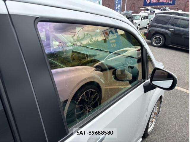 Daihatsu MOVE CUSTOM 2022-03 8562803-11