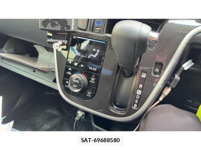 Daihatsu MOVE CUSTOM 2022-03 8562803-15