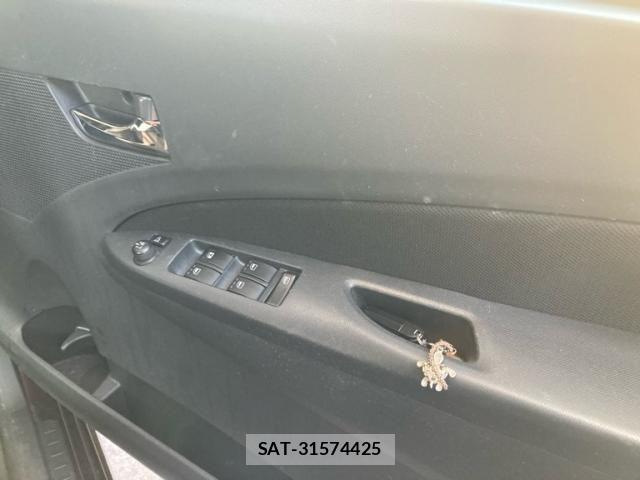 Daihatsu MOVE CUSTOM 2014-02 8562812-9