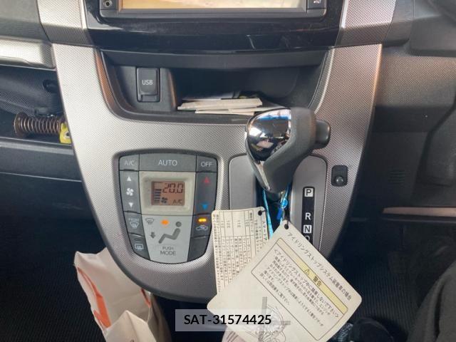 Daihatsu MOVE CUSTOM 2014-02 8562812-17