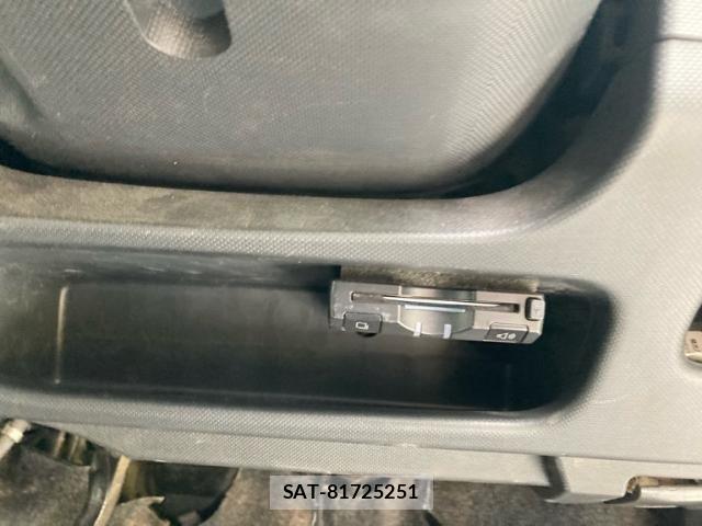 Daihatsu MOVE CUSTOM 2014-11 8562813-12