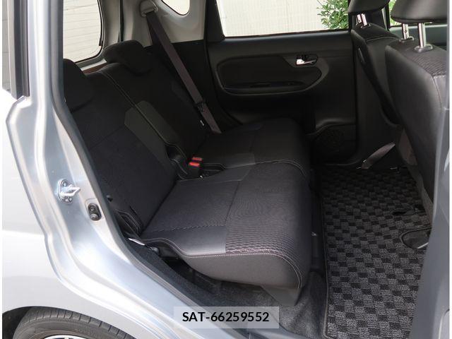 Daihatsu MOVE CUSTOM 2017-06 8627872-17