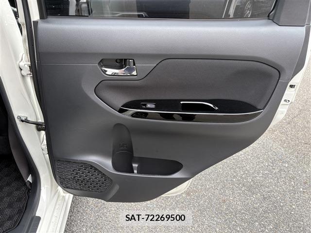 Daihatsu MOVE CUSTOM 2017-09 8627873-23
