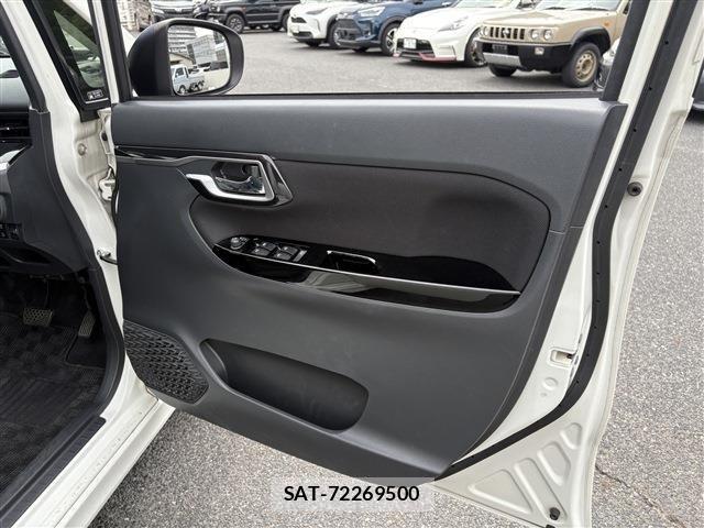 Daihatsu MOVE CUSTOM 2017-09 8627873-24