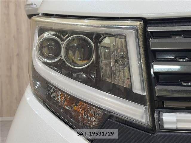 Daihatsu MOVE CUSTOM 2017-04 8627870-21