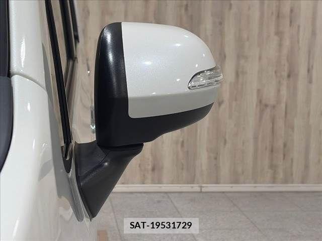 Daihatsu MOVE CUSTOM 2017-04 8627870-26