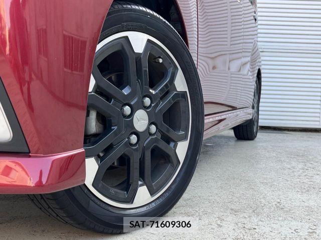 Daihatsu MOVE CUSTOM 2015-02 8660418-13