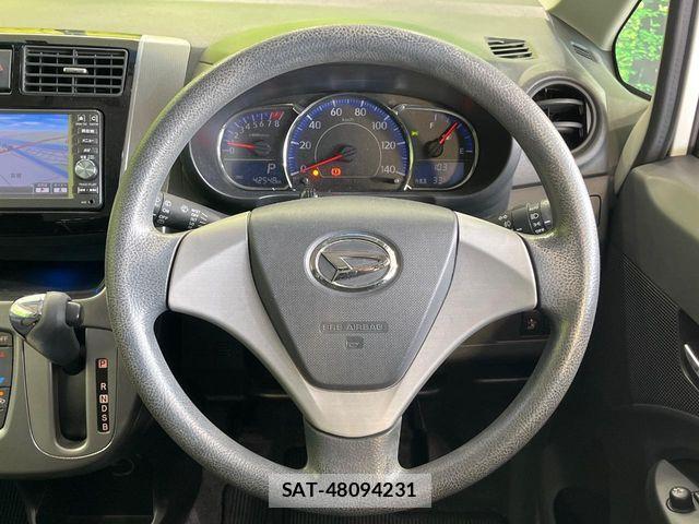 Daihatsu MOVE CUSTOM 2014-02 8666576-9