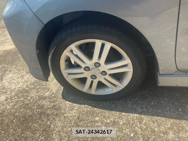 Daihatsu MOVE CUSTOM 2013-09 8660428-11