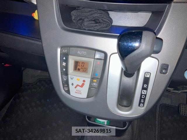 Daihatsu MOVE CUSTOM 2014-05 8686037-16