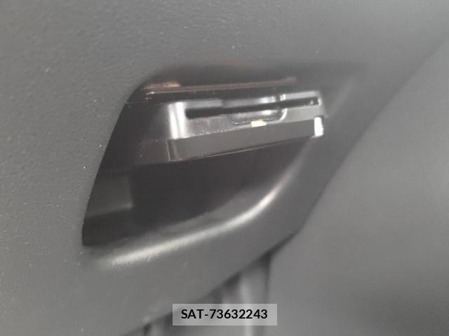 Daihatsu MOVE CUSTOM 2015-05 8686036-18