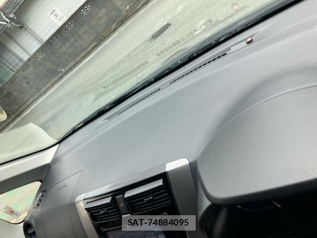 Daihatsu MOVE CUSTOM 2013-09 8781155-21