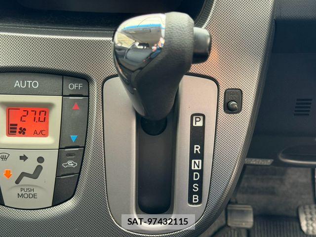 Daihatsu MOVE CUSTOM 2013-11 8830553-9