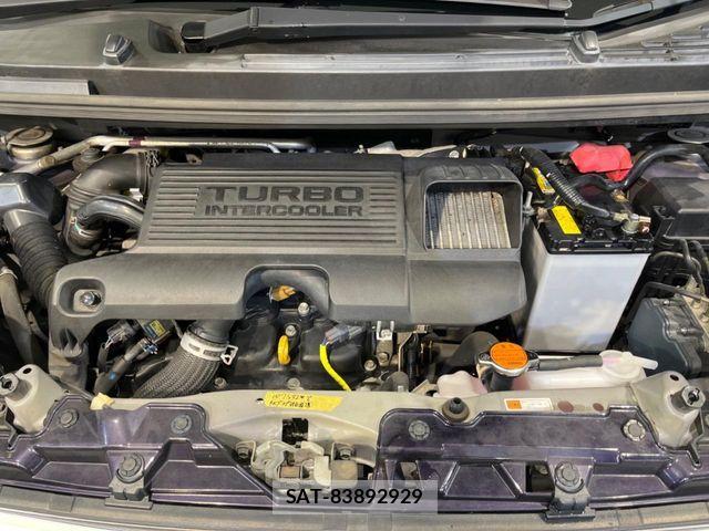 Daihatsu MOVE CUSTOM 2015-09 8830551-17