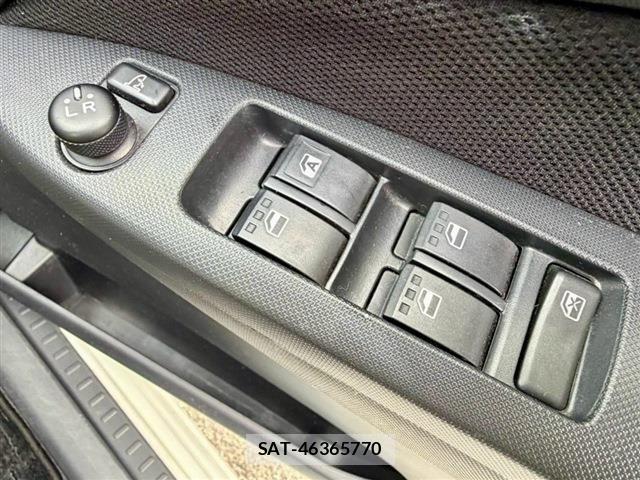 Daihatsu MOVE CUSTOM 2013-09 8830560-9