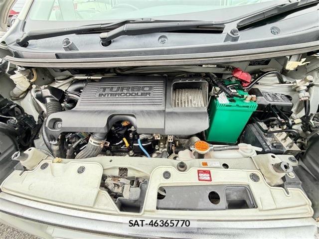 Daihatsu MOVE CUSTOM 2013-09 8830560-29