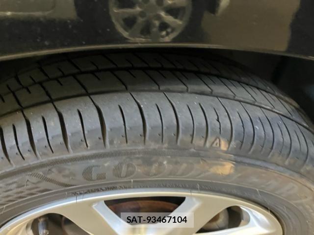 Daihatsu MOVE CUSTOM 2013-06 8849049-4