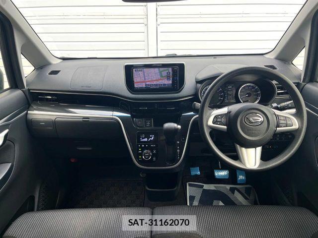 Daihatsu MOVE CUSTOM 2018-05 8871537-1