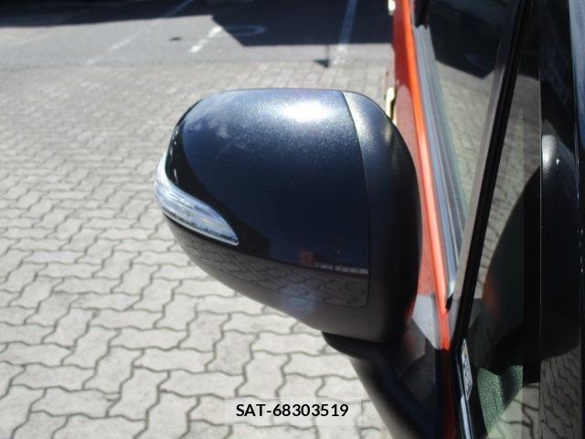 Daihatsu MOVE CUSTOM 2015-12 8880968-9