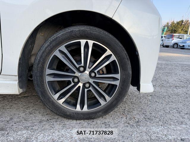 Daihatsu MOVE CUSTOM 2015-01 8880970-18