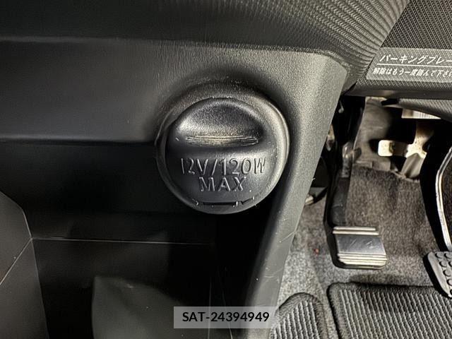 Daihatsu MOVE CUSTOM 2013-12 8880966-27