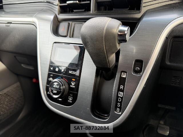 Daihatsu MOVE CUSTOM 2015-07 5873054-25