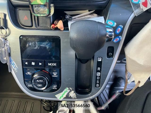 Daihatsu MOVE CUSTOM 2015-03 6677040-18