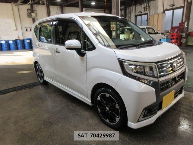 Daihatsu MOVE CUSTOM 2015-06 7218428-0