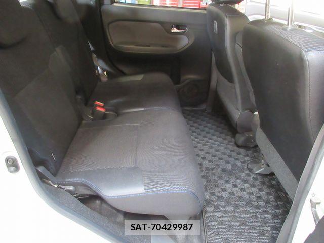 Daihatsu MOVE CUSTOM 2015-06 7218428-7