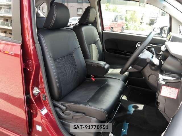 Daihatsu MOVE CUSTOM 2019-02 7456080-9