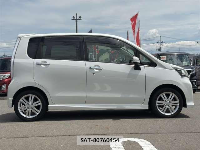 Daihatsu MOVE CUSTOM 2013-09 8208888-24