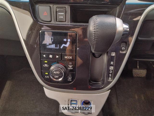 Daihatsu MOVE CUSTOM 2018-08 8367292-21
